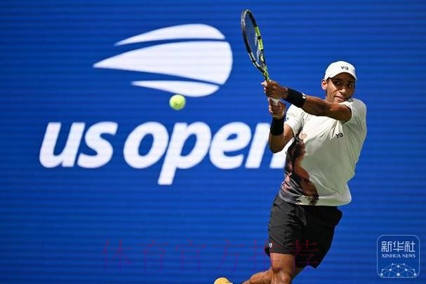 奥热-阿利亚西姆退赛 博尔热斯晋级男单第二轮 奥热-阿利亚西姆退赛 博尔热斯晋级男单第二轮